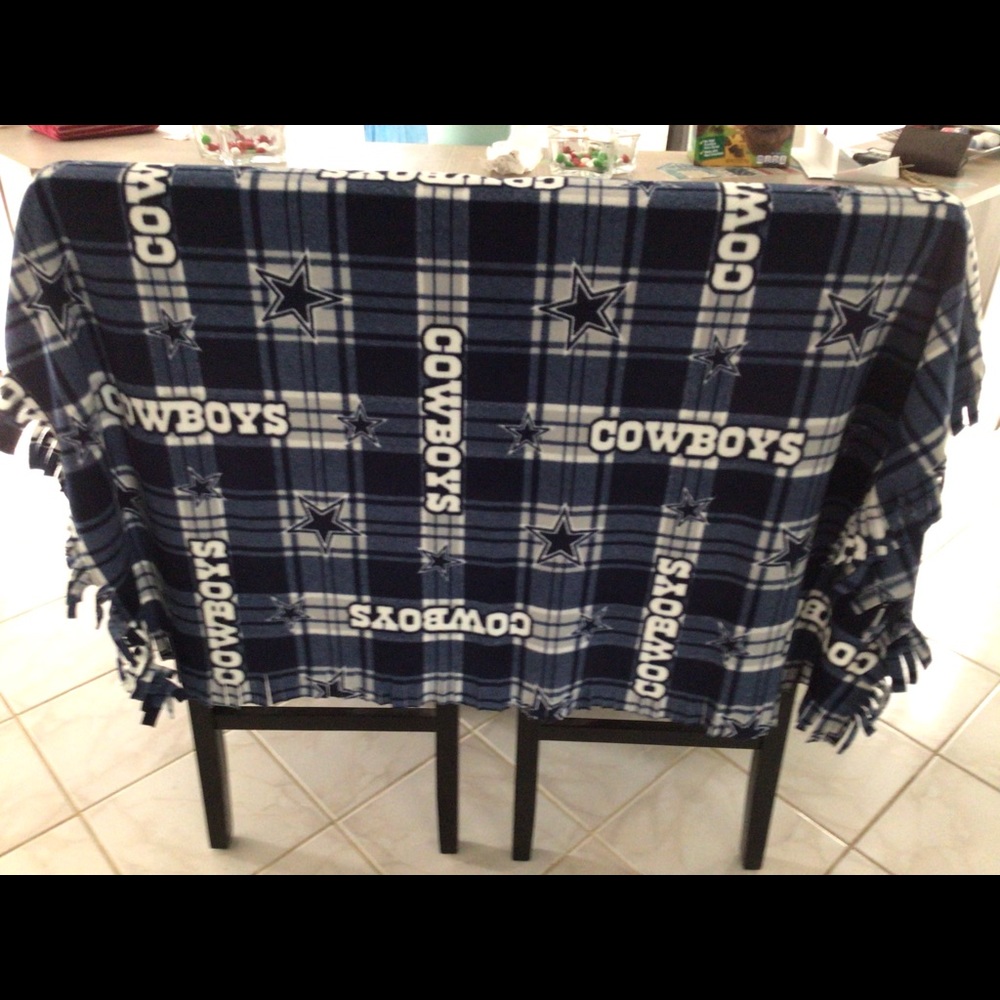 Dallas Cowboys decorative throw